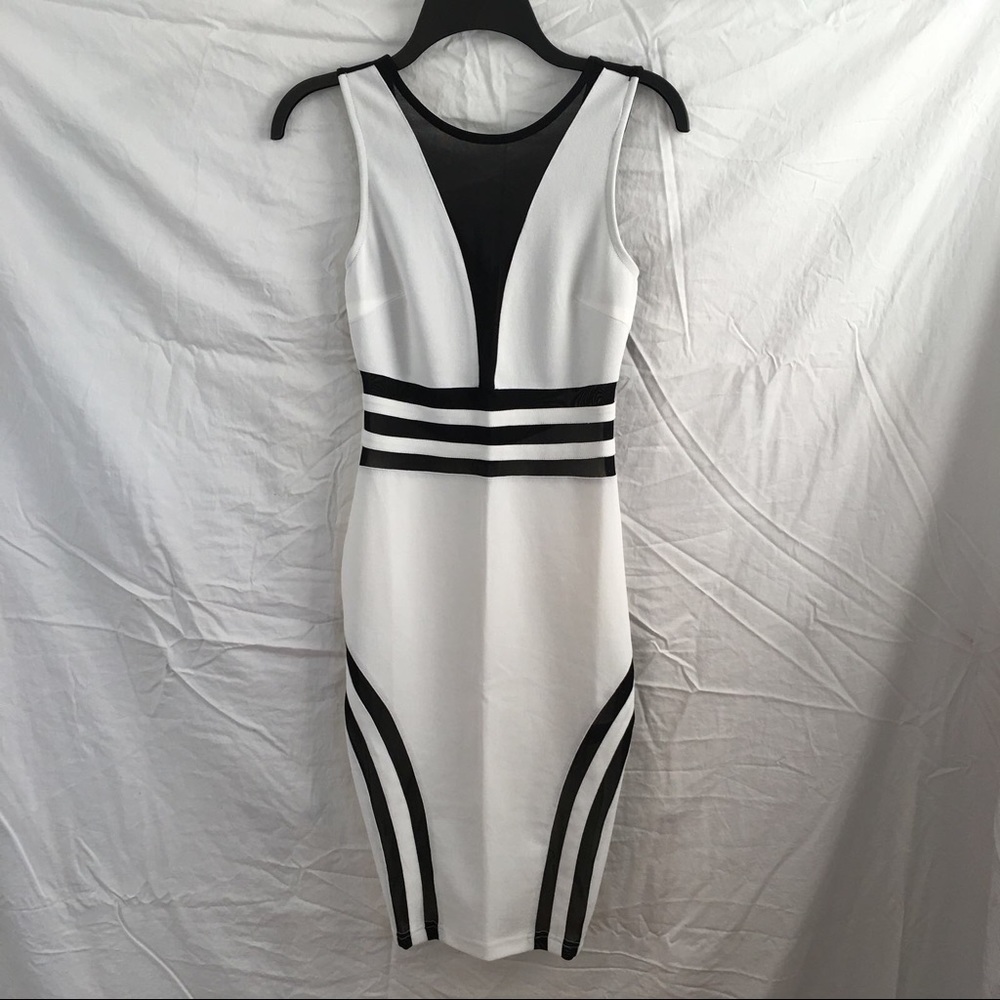 Fashion Nova Dress Size S